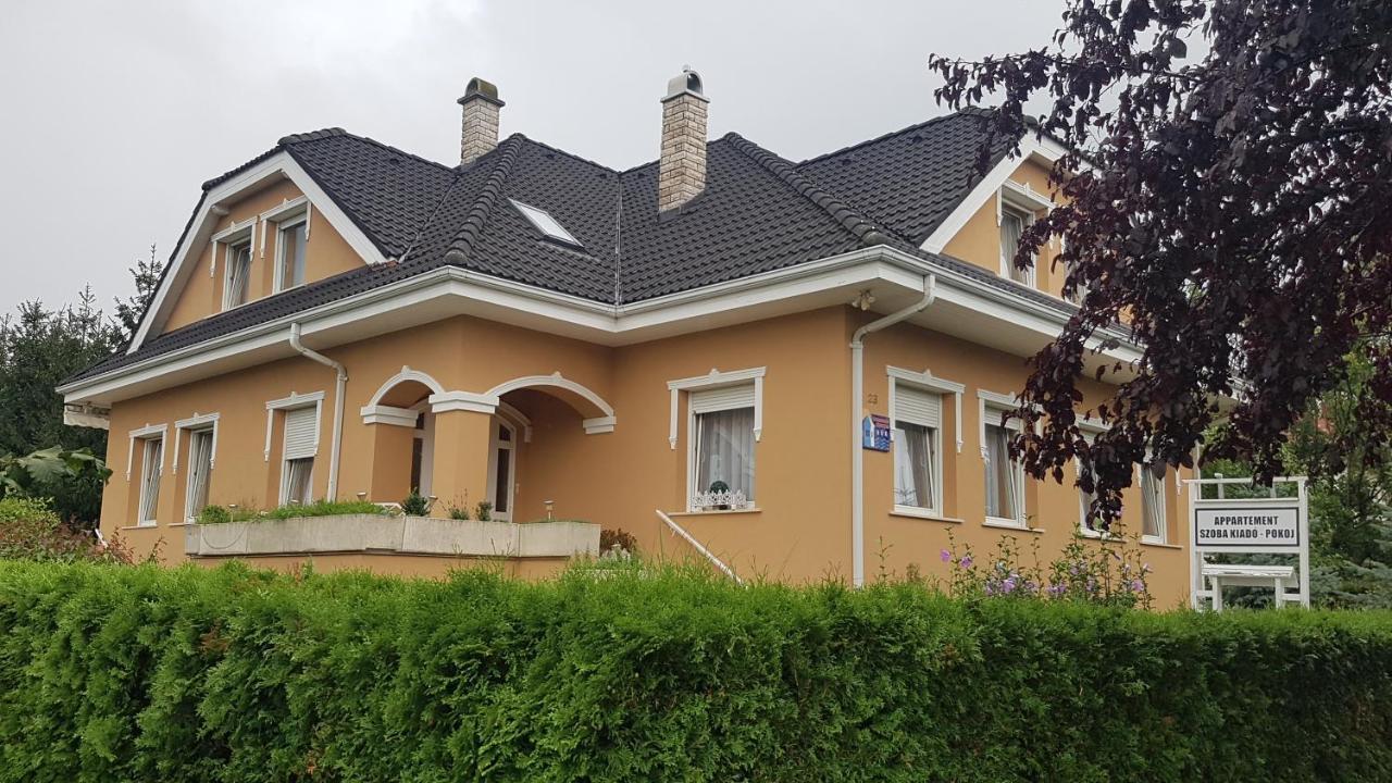Szenczi Vendeghaz Apartment Buk Exterior photo