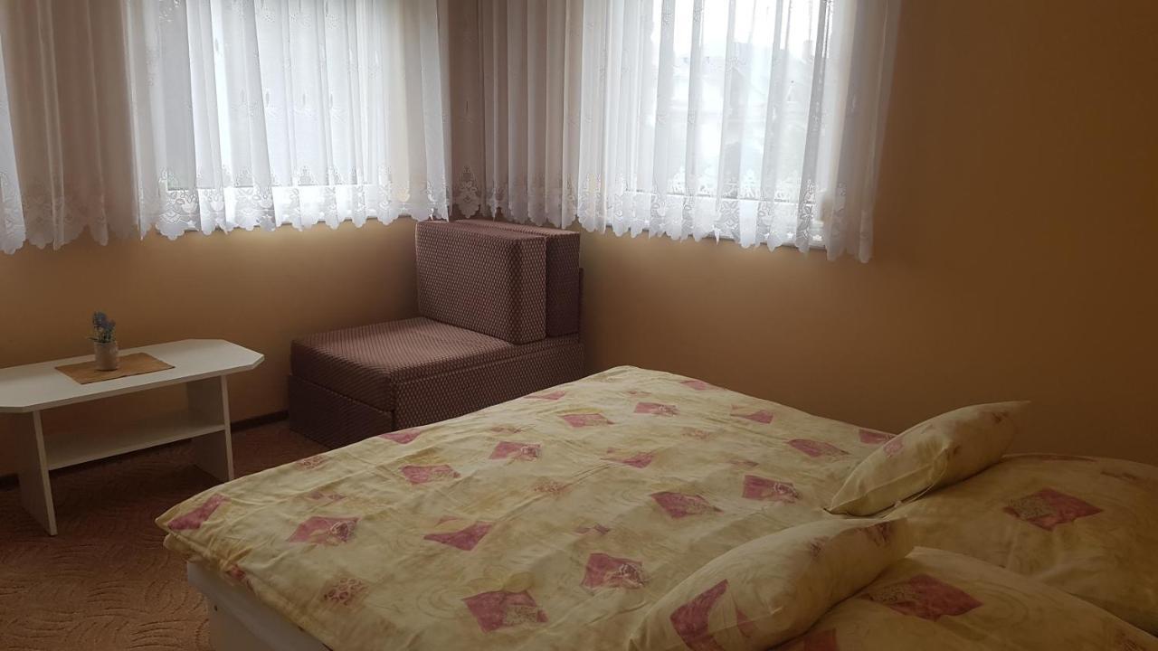 Szenczi Vendeghaz Apartment Buk Exterior photo